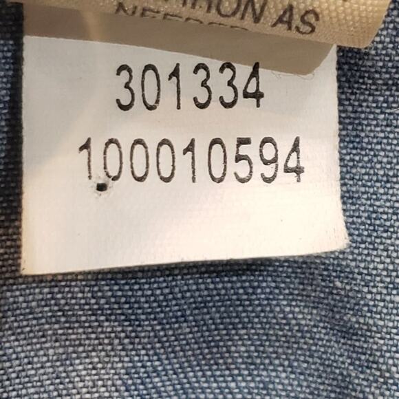 The Territory Ahead Chambray Denim Shirt Women M Highland Embroidered Pearl Snap - Picture 9 of 9